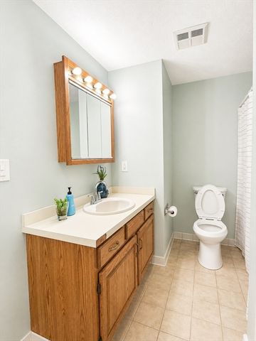 39 Parlin St 207, Everett, MA 02149
