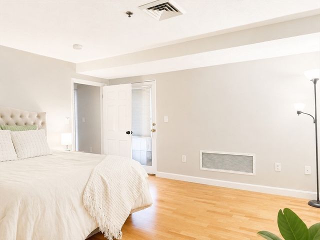 39 Parlin St 207, Everett, MA 02149