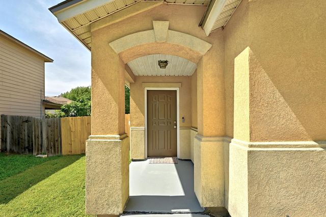 5307 Apple Orchard LN, Austin, TX 78744