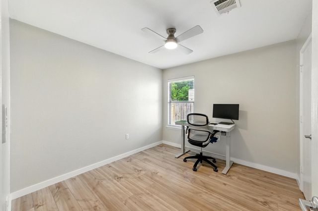 5307 Apple Orchard LN, Austin, TX 78744