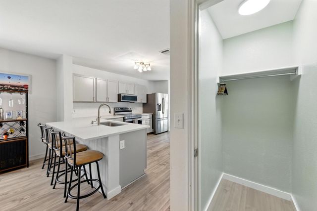 5307 Apple Orchard LN, Austin, TX 78744