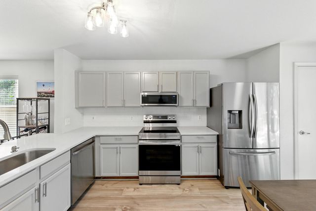 5307 Apple Orchard LN, Austin, TX 78744