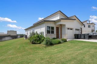 308 E 19th 1/2 ST 308, Georgetown, TX 78626