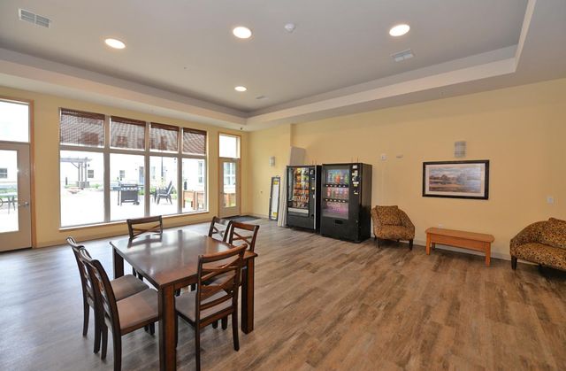 141 Main STREET #429, Racine, WI 53403