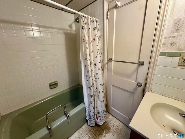 932 Worthy Street, Windsor, CT 06095