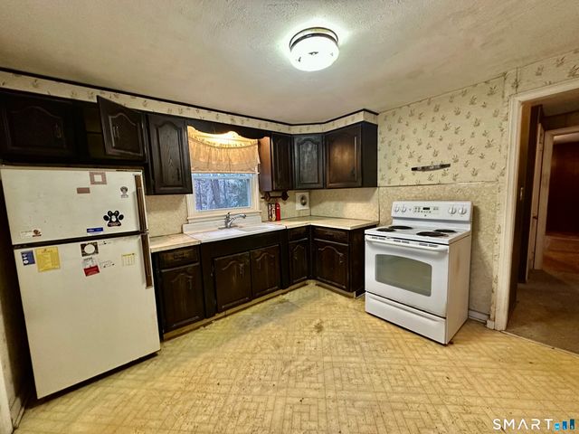 932 Worthy Street, Windsor, CT 06095