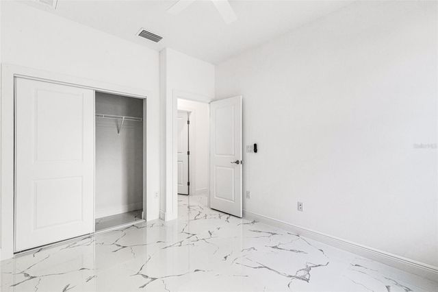 806 W LOWRY LANE, Tampa, FL 33604