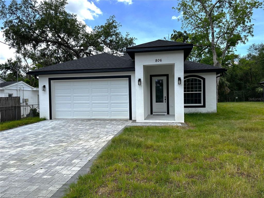 806 W LOWRY LANE, Tampa, FL 33604