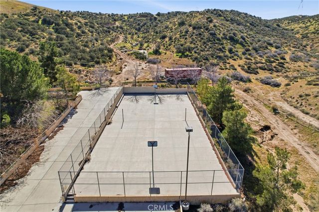 14455 Summit Valley, Hesperia, CA 92345