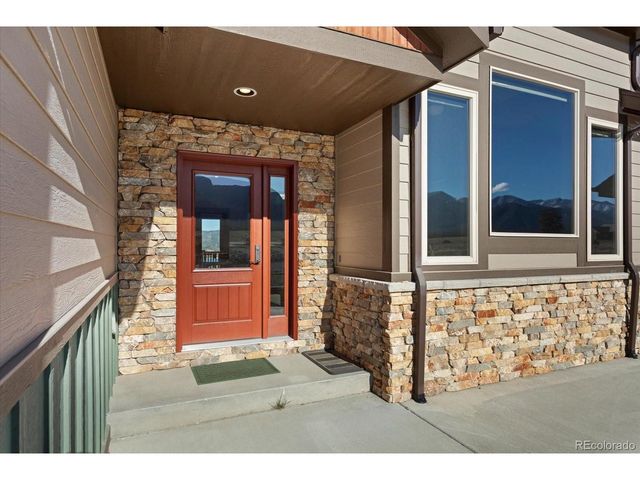 14543 N Stagecoach Ln, Buena Vista, CO 81211