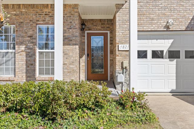 7821 Legacy Park Court, Chattanooga, TN 37421