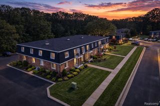 40335 Plymouth Road 104, Plymouth Charter Township, MI 48170