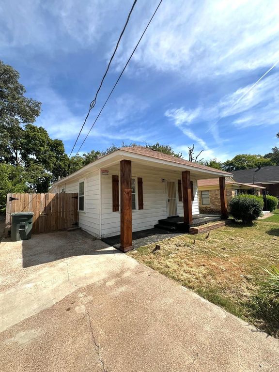 2272 HUBBARD DR, Memphis, TN 38108