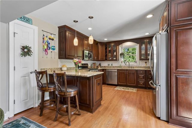 142 Algonquin RD, Hampton, VA 23661