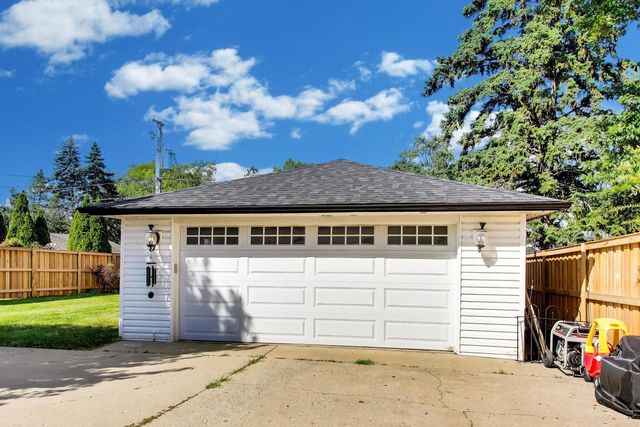 428 N Stewart Avenue, Lombard, IL 60148