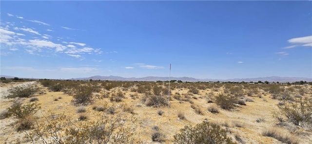 35530 El Dorado, Lucerne Valley, CA 92356