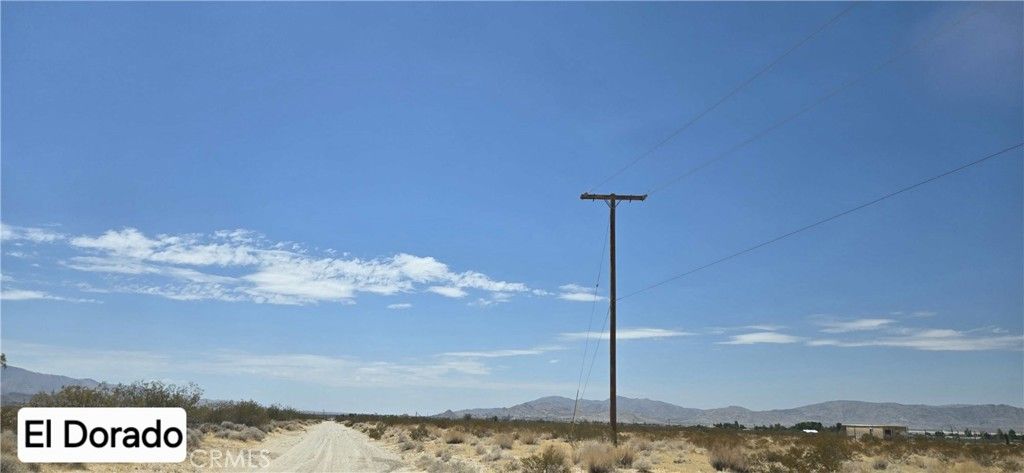 Image 2 of property listing at 35530 El Dorado, Lucerne Valley, CA 92356
