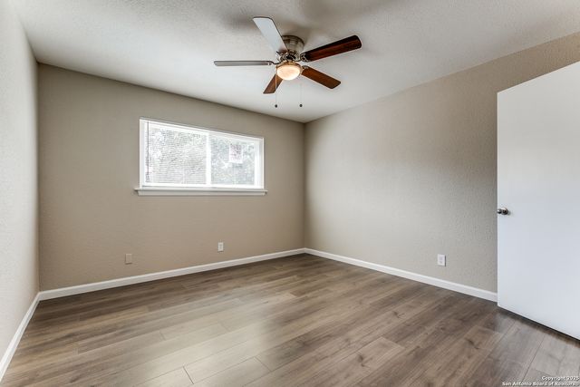 10215 Charter Ridge, San Antonio, TX 78230
