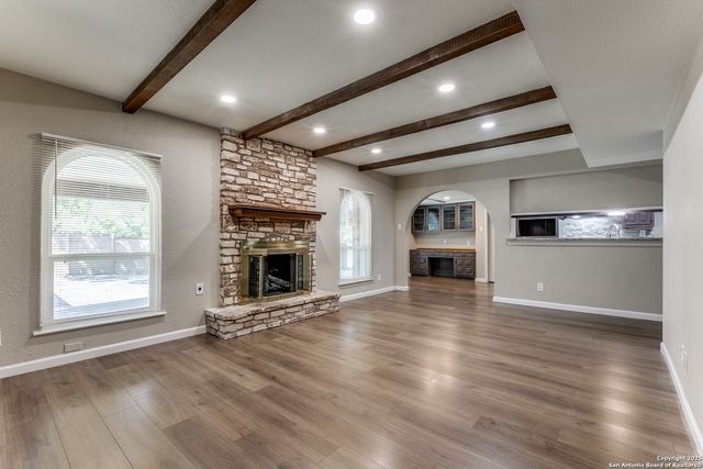 10215 Charter Ridge, San Antonio, TX 78230