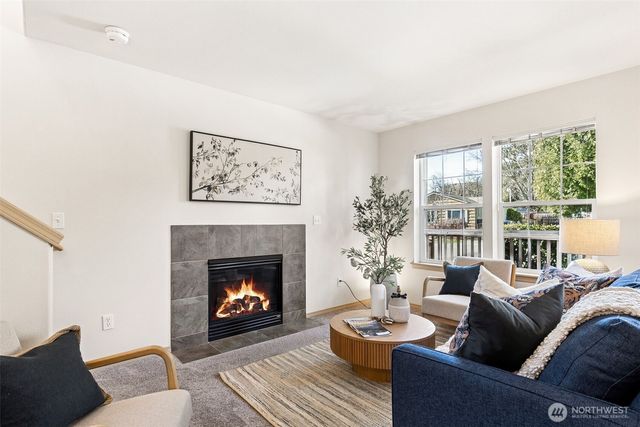 10044 19th Avenue SW, Seattle, WA 98146