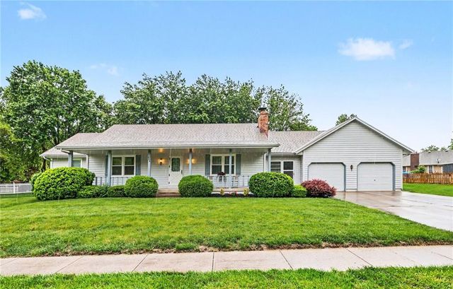 604 Finch Street, Raymore, MO 64083