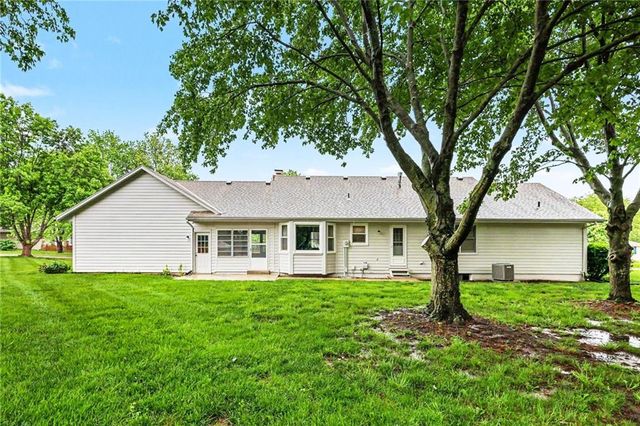 604 Finch Street, Raymore, MO 64083
