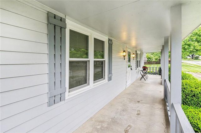 604 Finch Street, Raymore, MO 64083