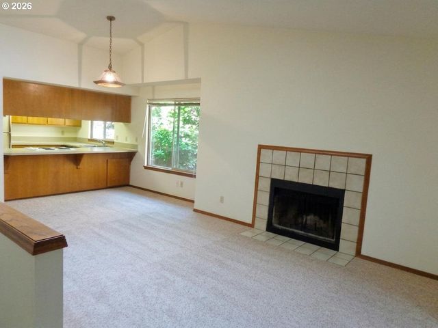 5901 Sw KARLA Ct, Portland, OR 97239