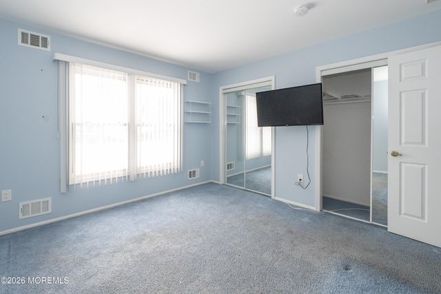 42 Buttonwood Court, Lakewood, NJ 08701