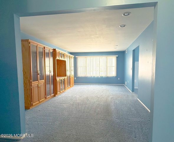 42 Buttonwood Court, Lakewood, NJ 08701