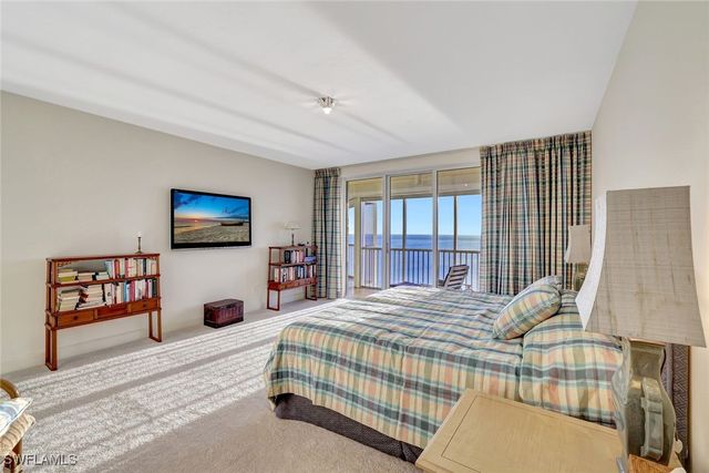 8111 Bay Colony DR 1102, Naples, FL 34108