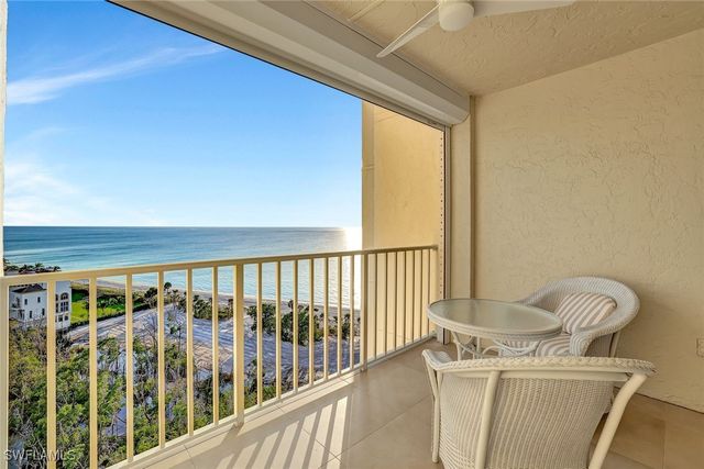 8111 Bay Colony DR 1102, Naples, FL 34108