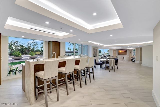 8111 Bay Colony DR 1102, Naples, FL 34108