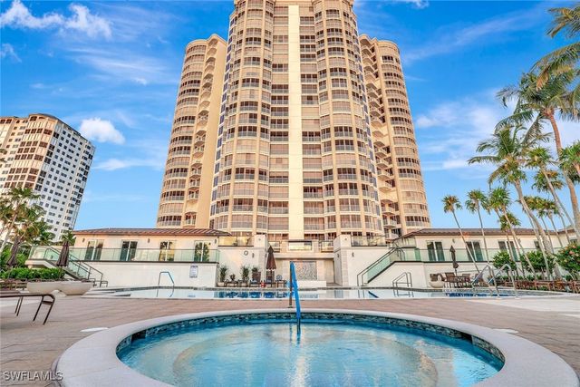 8111 Bay Colony DR 1102, Naples, FL 34108