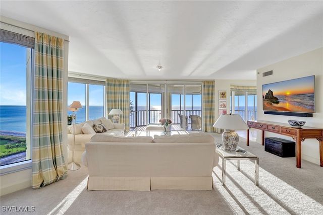 8111 Bay Colony DR 1102, Naples, FL 34108