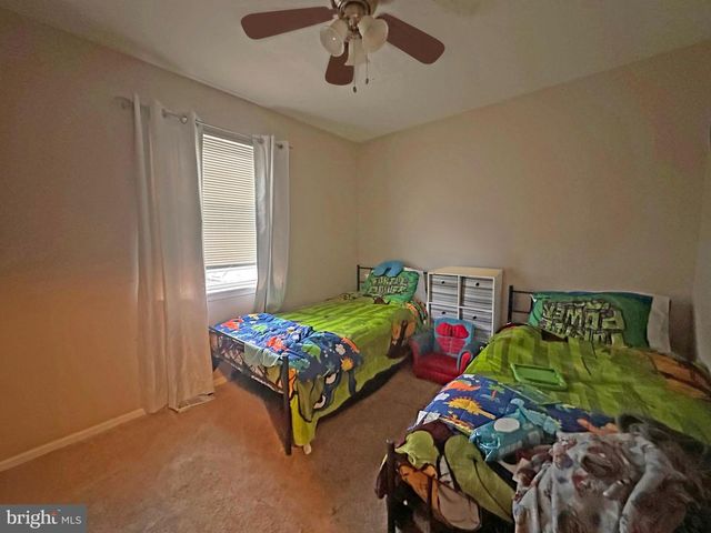 79 SCENIC VIEW DR, Sicklerville, NJ 08081