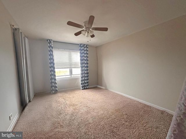 79 SCENIC VIEW DR, Sicklerville, NJ 08081