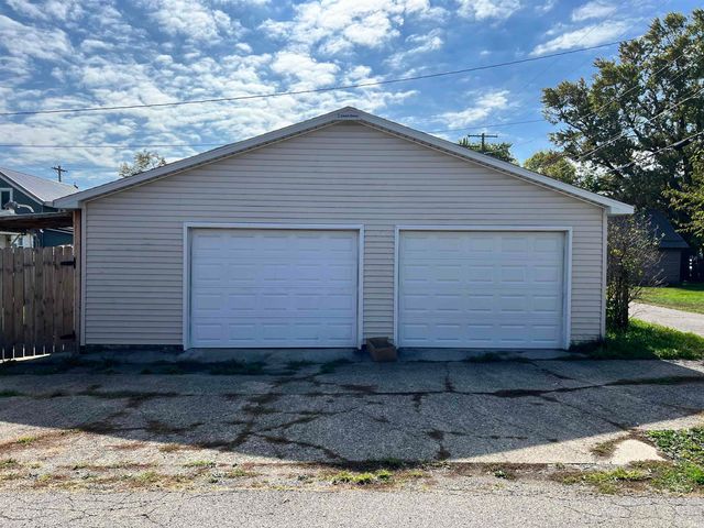 613 S 9th Street, Goshen, IN 46526