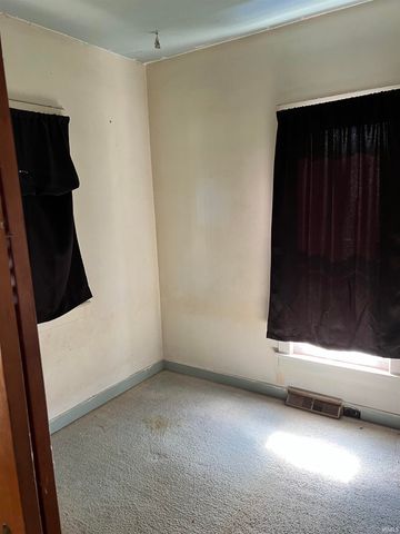 613 S 9th Street, Goshen, IN 46526