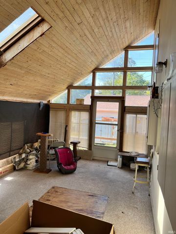 613 S 9th Street, Goshen, IN 46526