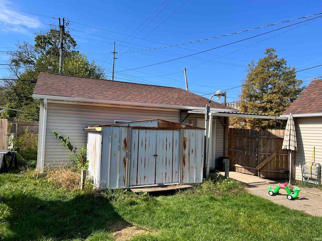 613 S 9th Street, Goshen, IN 46526