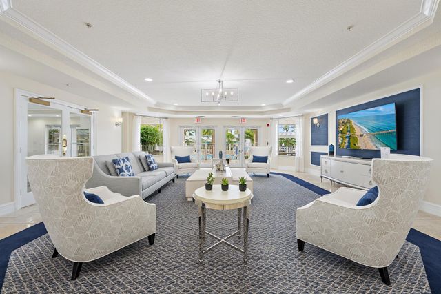 221 Ocean Grande Boulevard 405, Jupiter, FL 33477