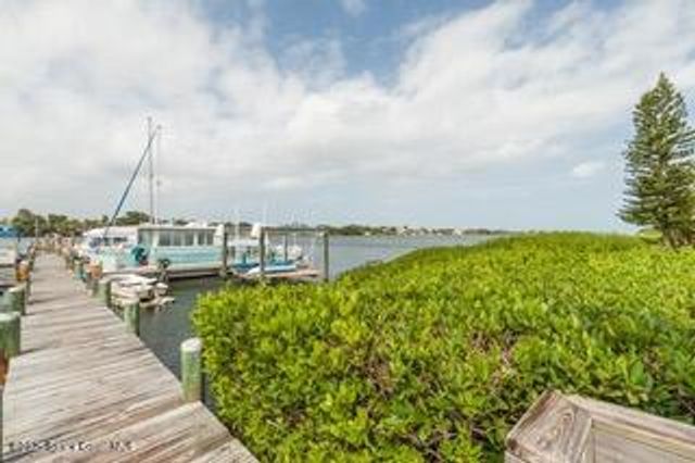 18 Marina Isles Boulevard 105, Indian Harbour Beach, FL 32937