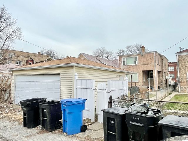 8252 S Marshfield Avenue, Chicago, IL 60620