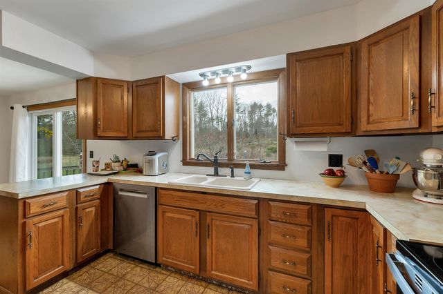 44 Suncook Valley Road, Barnstead, NH 03218