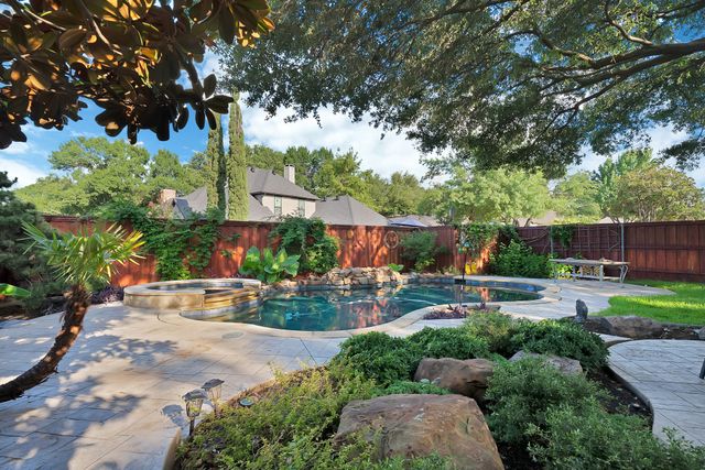 2114 Brandeis Drive, Richardson, TX 75082