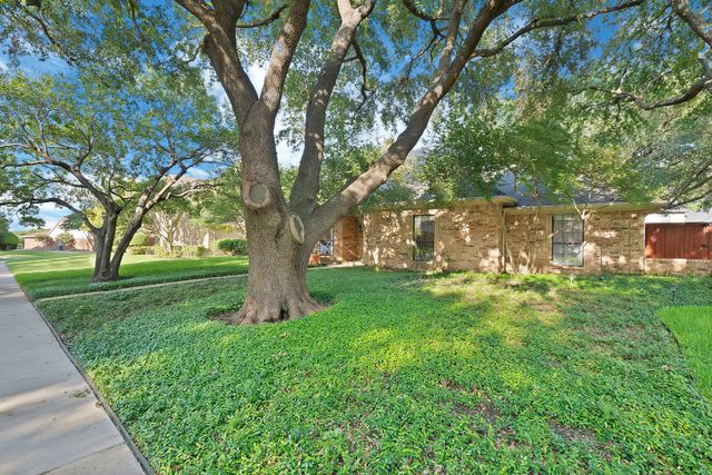 2114 Brandeis Drive, Richardson, TX 75082