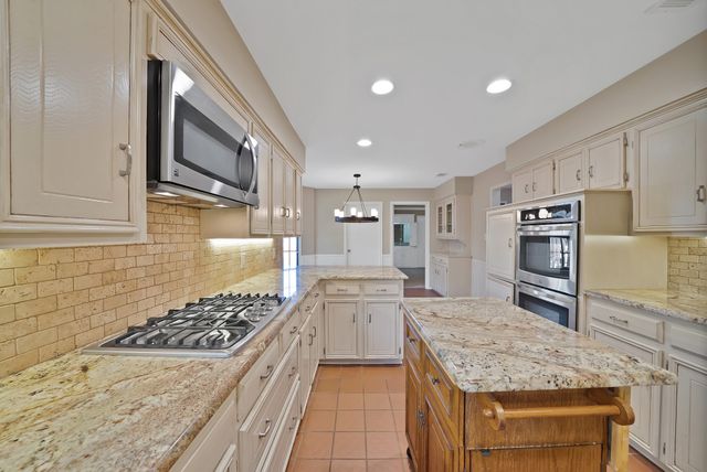 2114 Brandeis Drive, Richardson, TX 75082