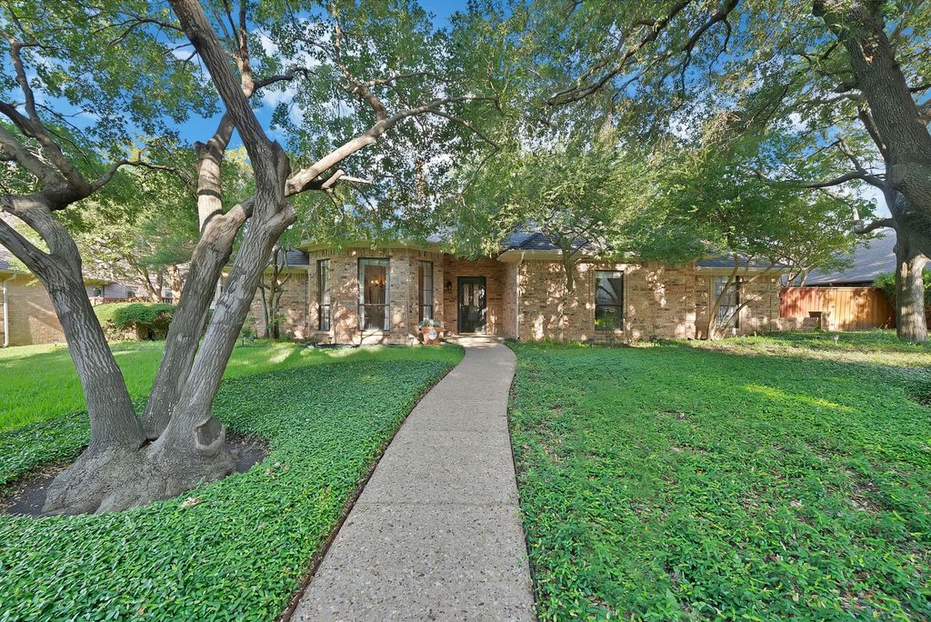 2114 Brandeis Drive, Richardson, TX 75082
