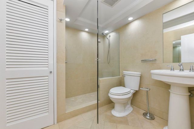 55 Clarendon St 1, Boston, MA 02116